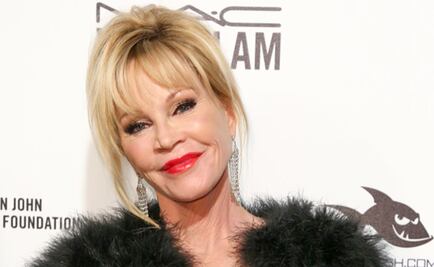 Melanie Griffith posa en bikini a los 61 años 
