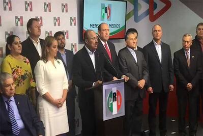 La transformación del PRI debe de ser del tamaño de la derrota, dice René Juárez al confirmar su renuncia