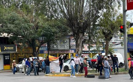 ¡Otra vez! Vecinos bloquean la Vía José López Portillo en Tultitlán; afectan Línea II del Mexibús