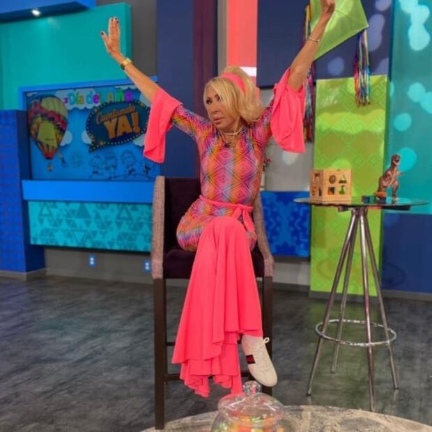 El impactante look de Laura Bozzo de los años 60