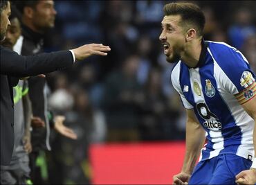 Héctor Herrera ya tendría fecha de presentación con el Atlético
