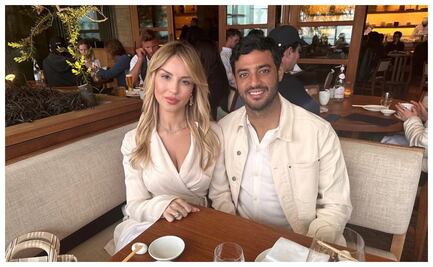 La esposa de Carlos Vela se suma a la tendencia de los pantalones acampanados