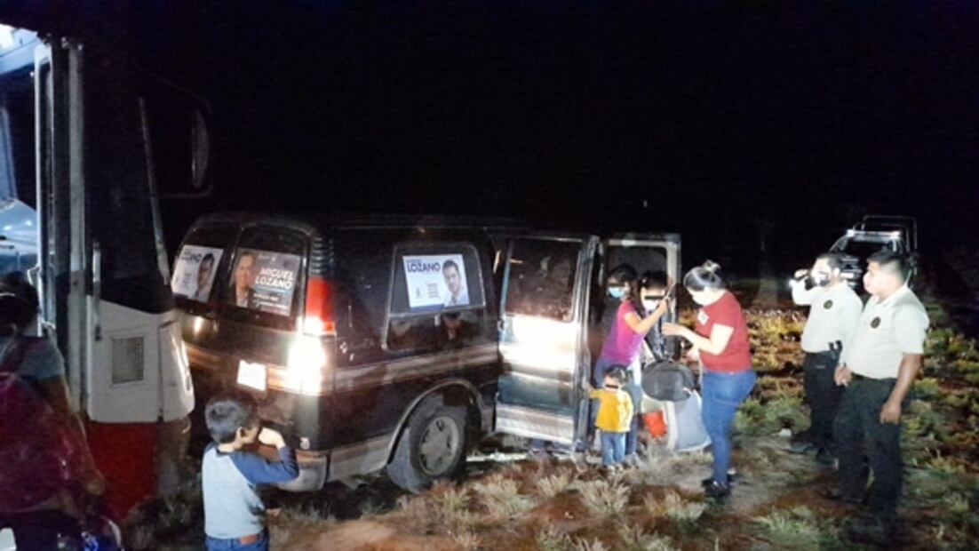 Detienen a dos por tráfico de indocumentados en NL