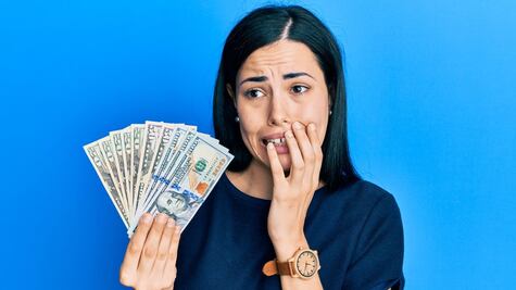 Cómo es vivir con crometofobia, el inusual miedo extremo a gastar dinero