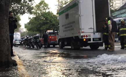 Se registra fuga de agua en calles de la colonia Nápoles