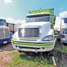 Crece 66% producción de camiones en enero