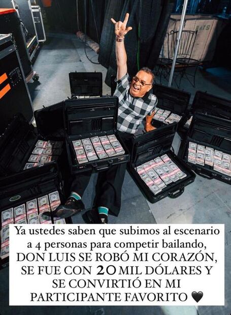 Karol G le regaló miles de dólares a un hombre de 70 años por darlo todo en el escenario