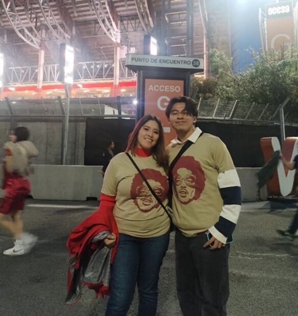 Desde temprana hora los seguidores de Bruno Mars comenzaron a llegar al estadio. Foto: Jorge Emilio Sánchez/ EL UNIVERSAL