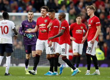 Liverpool rescata el empate contra el Manchester United