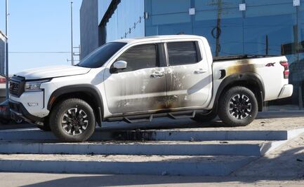 Queman al menos 5 vehículos con bombas "molotov" en Cajeme, Sonora