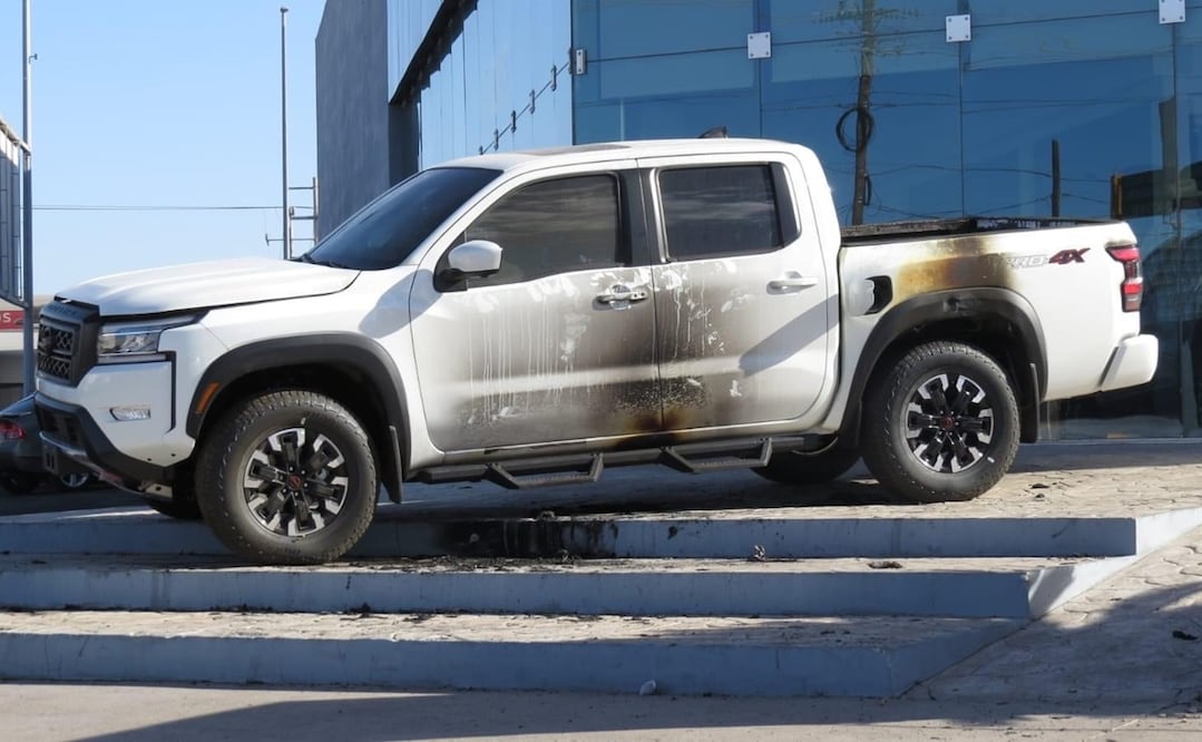 Los hechos ocurrieron en una agencia automotriz y un lote de autos. Foto: Especial