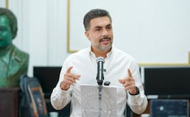 Respalda PVEM a taxistas del AICM y pide revisar reglas que favorecen a plataformas; hay que tener “piso parejo”, dice