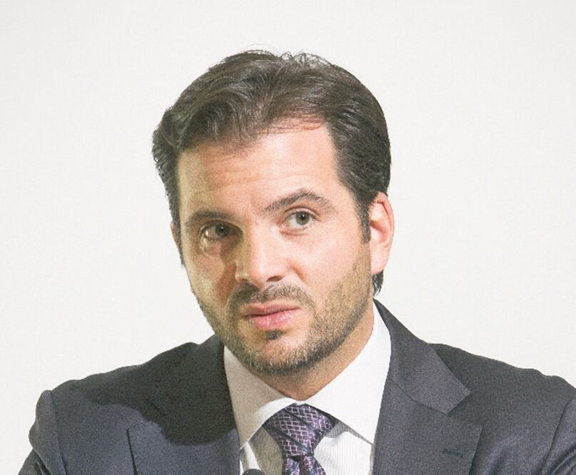 El caos vial que se vivió ayer en diferentes zonas de la Ciudad de México debido a marchas, manifestaciones, bloqueos y accidentes, contribuyó a elevar aún más los niveles de contaminación (FERNANDO RAMÍREZ. EL UNIVERSAL)