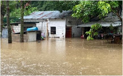 Lluvias por depresión tropical Once-E dejan incomunicados a varios poblados de Oaxaca; 130 municipios están en alerta 
