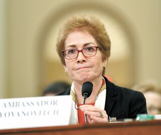 Denuncian intimidación de Trump a exembajadora