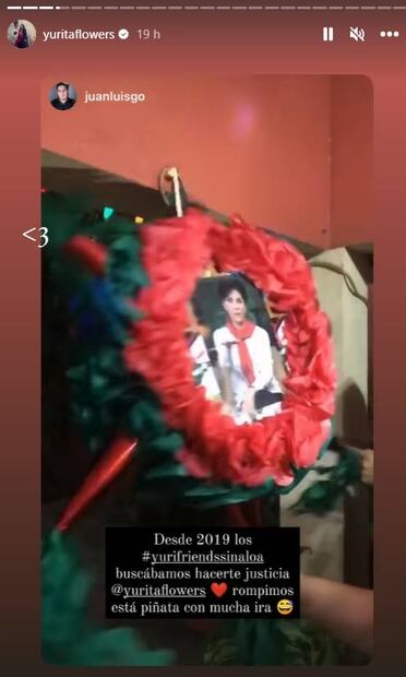 Yuridia presume piñata de Pati Chapoy que sus fans rompieron en su honor