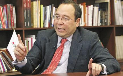 No es verdad que consejeros cambien de criterio sobre tarjetas: Murayama a AMLO