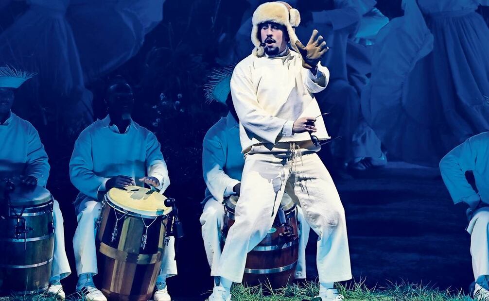 Bad Bunny en el primero de los 31 conciertos de su residencia "No me quiero ir de aquí. Foto: EFE