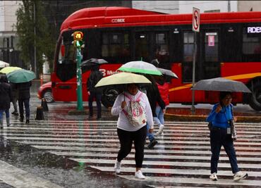 Saldo de la lluvia del lunes 16 de junio; encharcamientos, caída de árboles y deslizamientos en CDMX