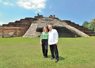 AMLO pide a la Iglesia y a España relato de agravios