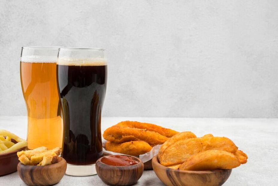 Advertencia sobre alimentos y cerveza. Fuente: Freepik