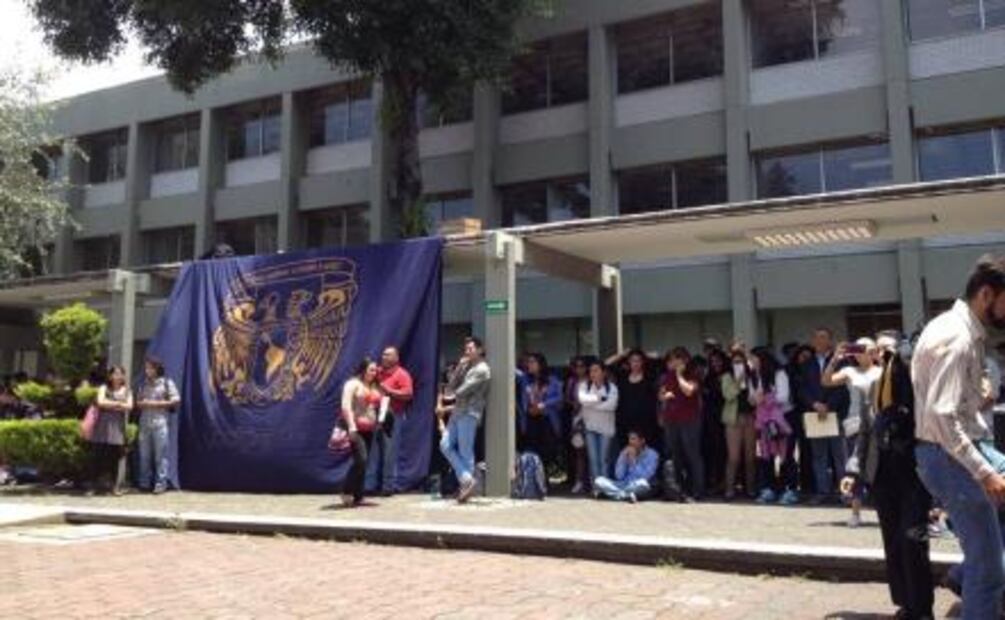 Protestan en FES Acatlán por supuesta reducción de matrícula