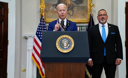 Biden desclasifica miles de documentos sobre el asesinato de John F. Kennedy