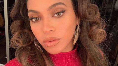 Beyoncé trae de regreso los jeans acampanados y te enseña cómo usarlos este 2021