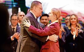 Dan cartera clave a Chaves en Costa Rica