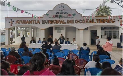 Gobernadora de Morelos acude a comunidad donde habitantes ataron a su alcalde; lo acusan de incumplir obras públicas