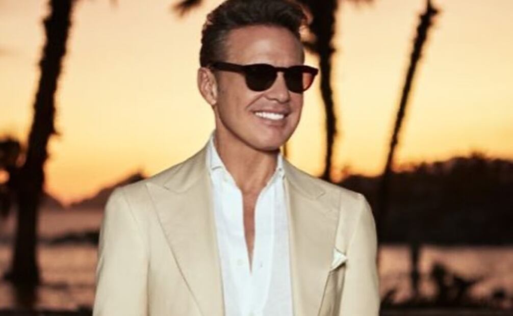 Aunque para la transmisión del clip durante el Super Bowl se tradujo la información al inglés, la frase del cantante se respetó en español.. Foto: Instagram @luismigueldeluxe