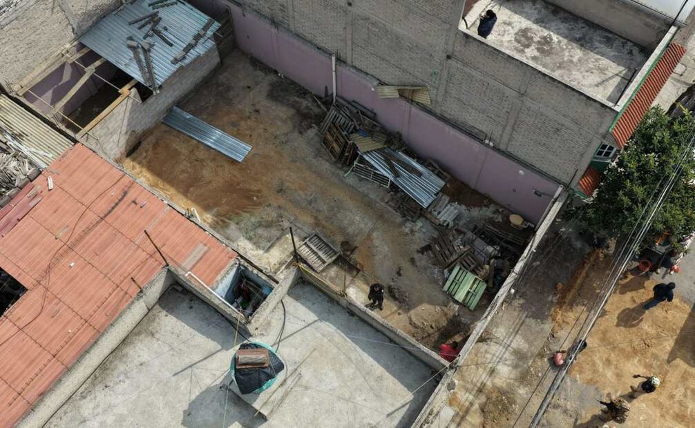 FGR y Pemex sellan permanentemente toma clandestina de combustible en Ecatepec; no hay detenidos.
Foto: Especial.