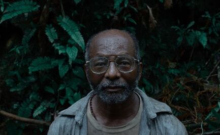 Un líder espiritual busca redención en "Yo vi tres luces negras", la película colombiana que explora la espiritualidad y el conflicto