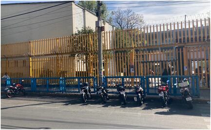 Encapuchados toman la Prepa 8 de la UNAM por presuntos abusos sexuales