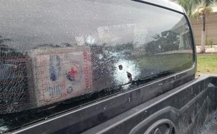 Balean vehículo de Evo Morales; culpa a “agentes del Estado”; chofer resulta herido