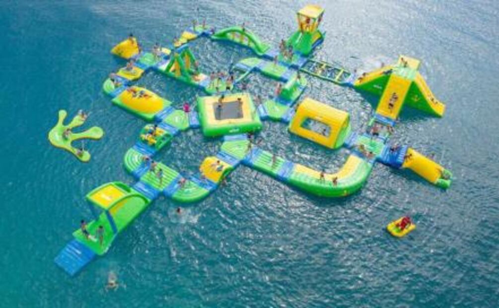 Así es el nuevo parque acuático de Cancún, hecho con inflables