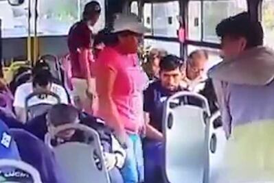 Difunden video de asalto liderado por una mujer