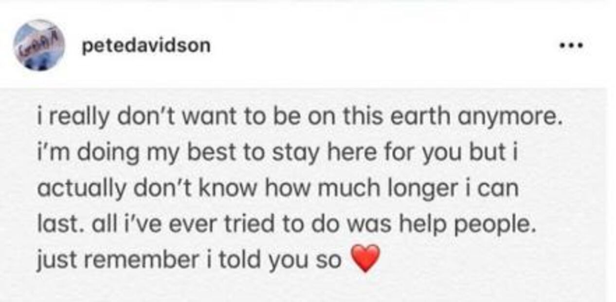 Pete Davidson alarma con mensaje suicida