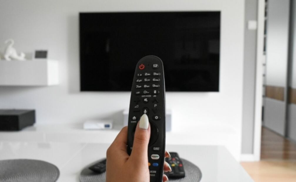 Tu Smart TV y celular pueden espiarte, protégete así