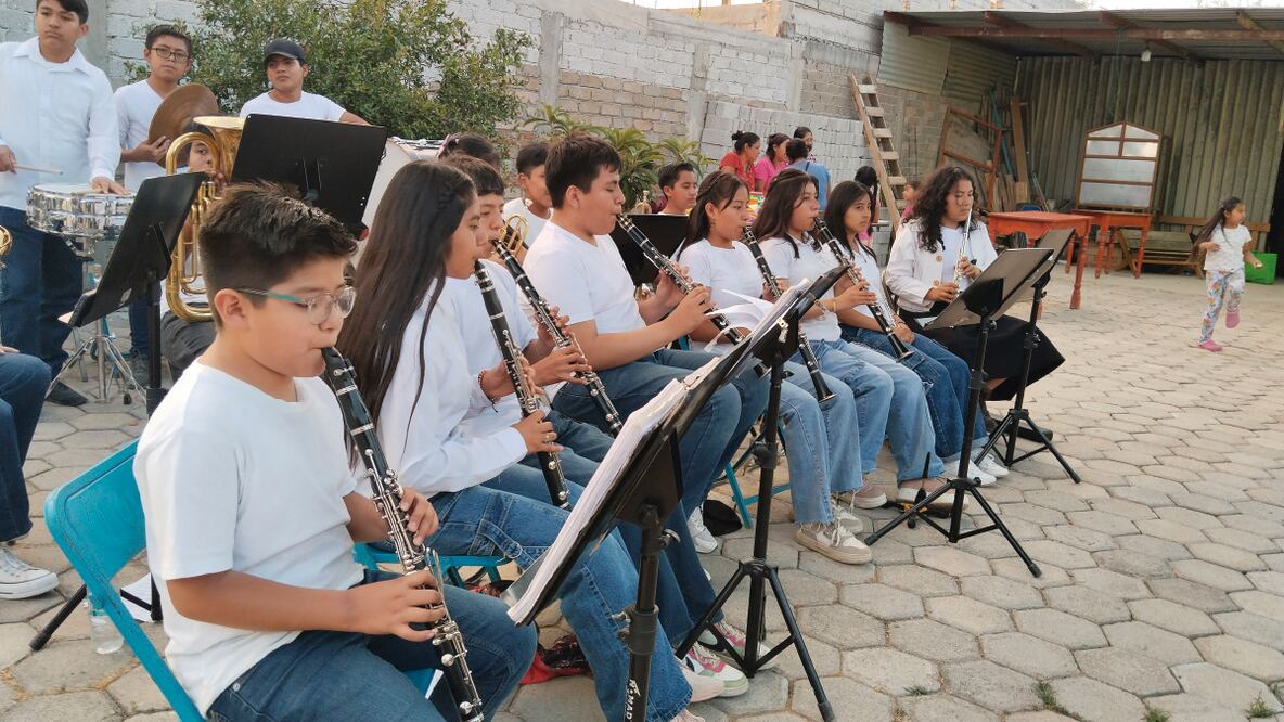 La Orquesta Sinfónica de la Escuela de Iniciación Musical Santa Cecilia celebrará el Día de la Madre con dos conciertos en la Ciudad de México; en su repertorio habrá obras de Bizet, Beethoven, Mozart y Arturo Márquez. Foto: Asociación Civil Armonía Juventud y Comunidad