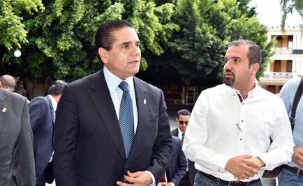 Anuncia Silvano Aureoles paquete de becas educativas