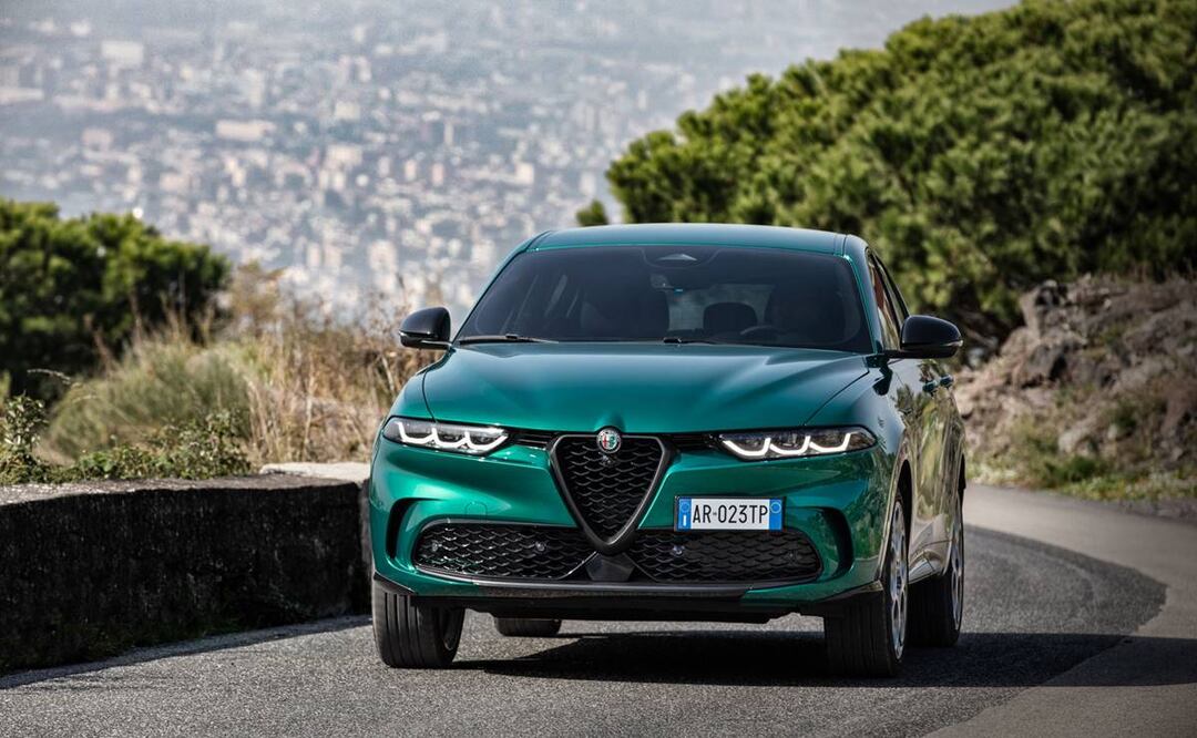 Alfa Romeo comienza la venta de su primer híbrido enchufable, el Tonale Q4 AWD