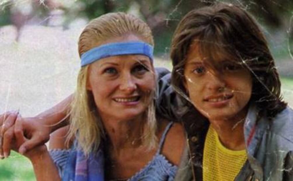 ¿Vive la madre de Luis Miguel?