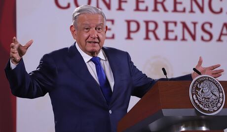 Emplaza AMLO a Loret de Mola a presentar pruebas por dichos sobre entrega de recursos para proteger la frontera