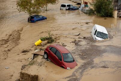 Sistema de baja presión deja en España fuertes lluvias e inundaciones; suman 7 desaparecidos