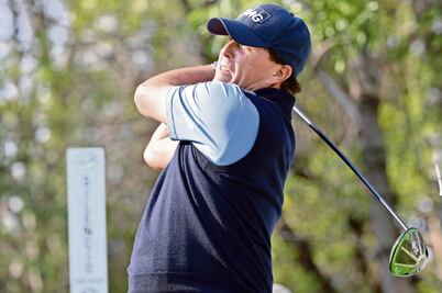 Intensa pelea en el inicio del Abierto de Golf