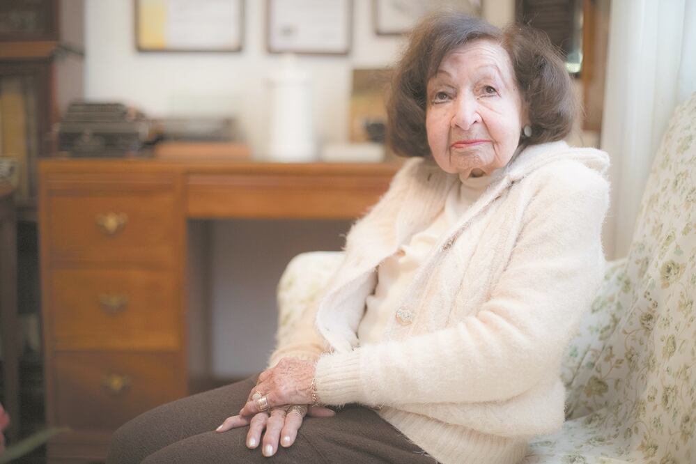 Amparo Dávila, de 92 años, es autora de libros de cuentos como Meditaciones a la orilla del sueño, Perfil de soledades, Tiempo destrozado y Música concreta. Foto: ARCHIVO EL UNIVERSAL