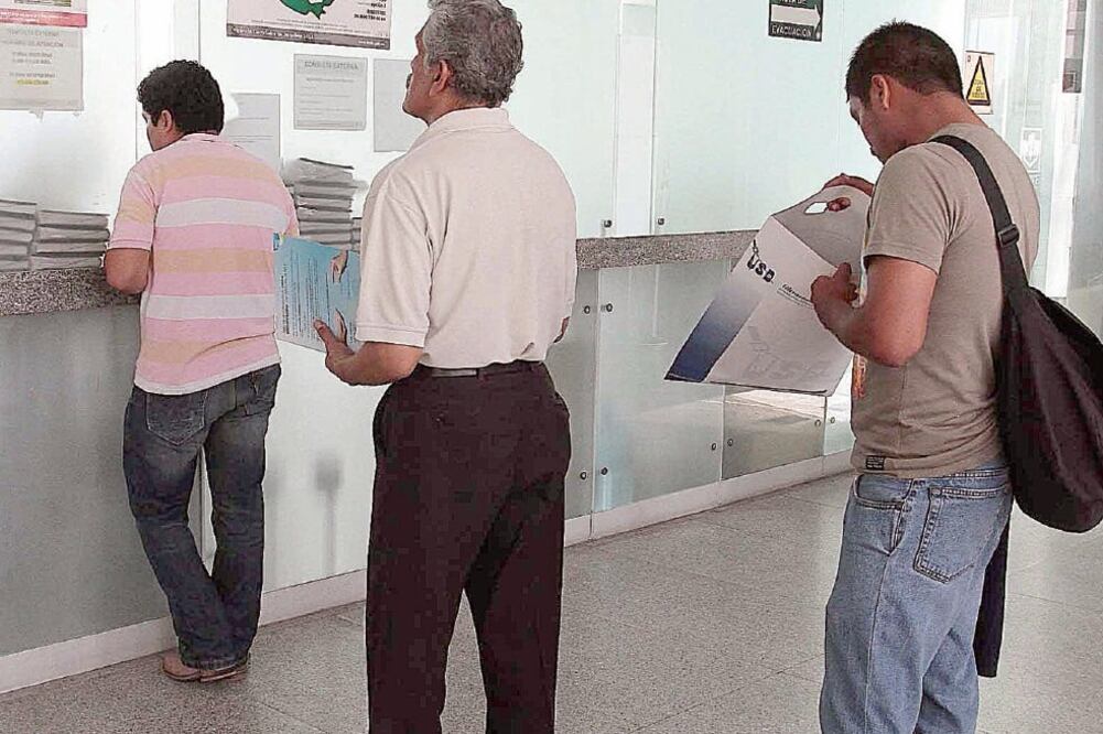 Estrategia. Ahorrar la devolución de impuestos podría aplicar tanto para trabajadores asalariados como independientes, dice titular de Consar