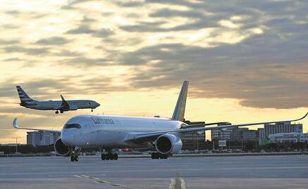 Tráfico aéreo global crece 6.6% en octubre impulsado por la demanda internacional