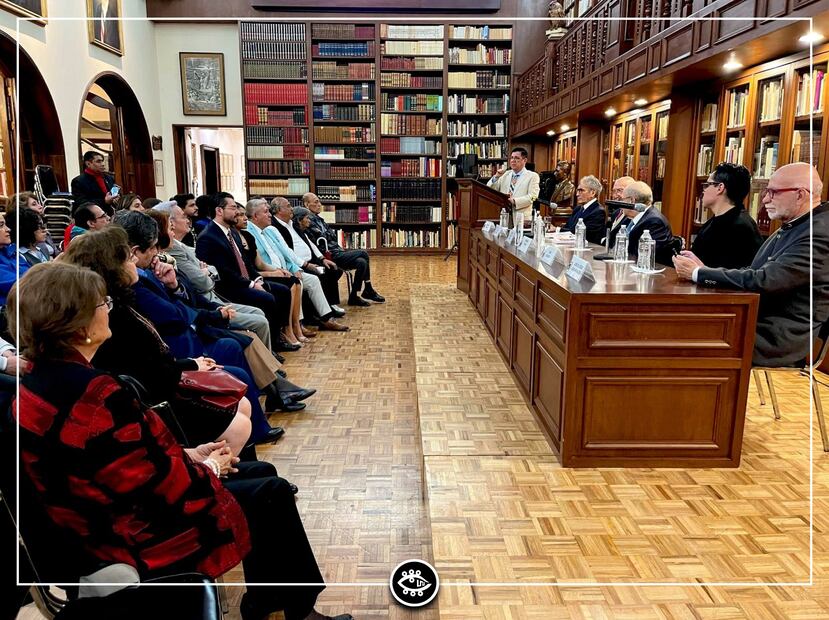 Presentación del libro "A lo mero macho ¡Entrevisto luego existo!" de Edmundo Cázares. Foto: Fundación Miguel Alemán